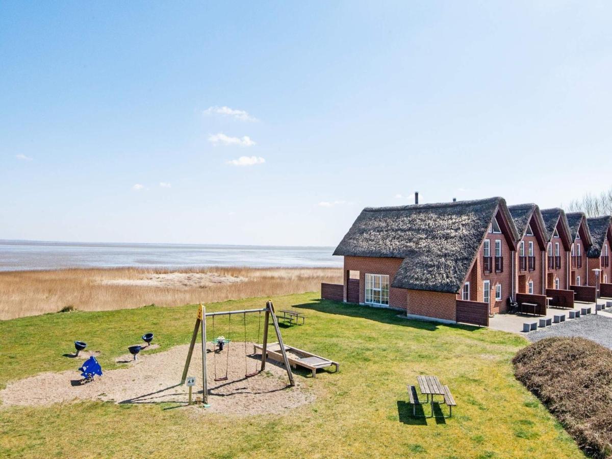 8 Person Holiday Home In R M Bolilmark Exterior photo